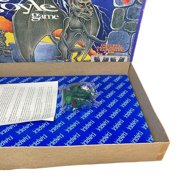 Vintage Guess the Gargoyle board game Fundex 1994 Open Box Spooky 100% COMPLETE! - Picture 10 of 16